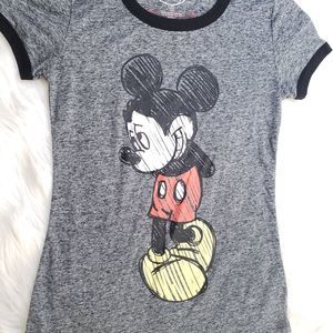 Disney tshirt Mickey